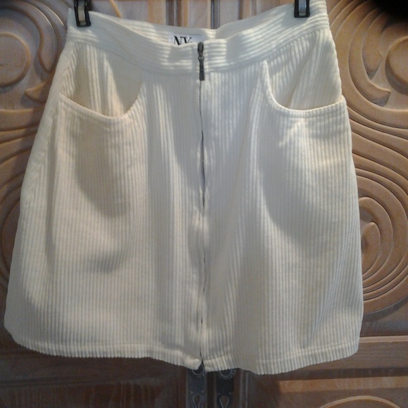 Courduroy jacket and skirt - Picture 3 of 4